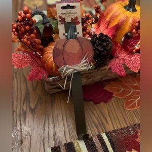 Harvest Pumpkin Metal Wreath
Hanger Fall Home Indoor Outdoor
Decoration